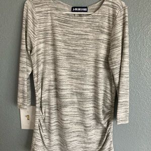 Stitch fix maternity top size medium